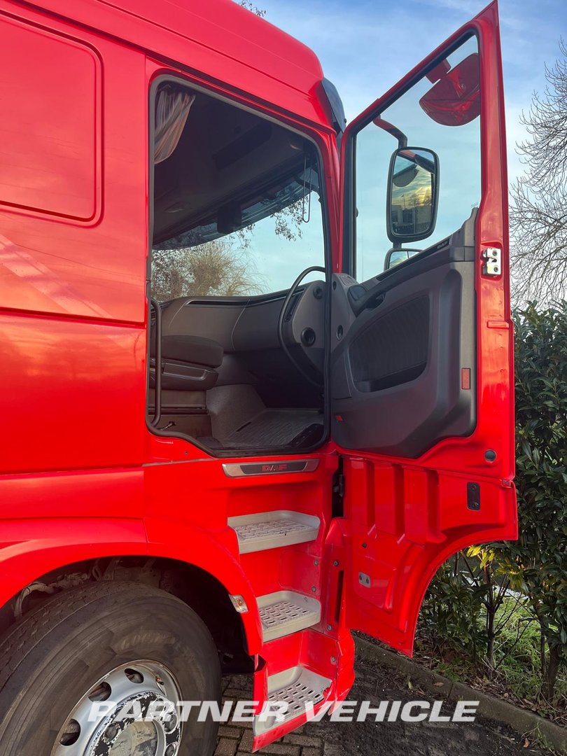 frontLeft : DAF XF 450 tegljač