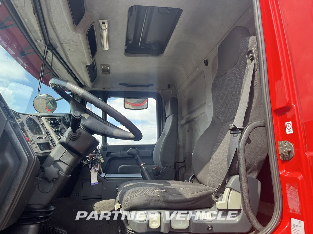 frontLeft : MAN TGA 35.410 وحدات الجر