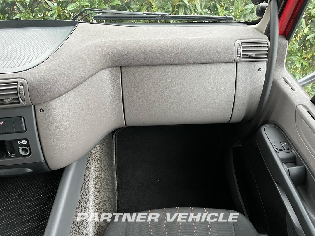 frontLeft : DAF CF 450 Tracteur routier