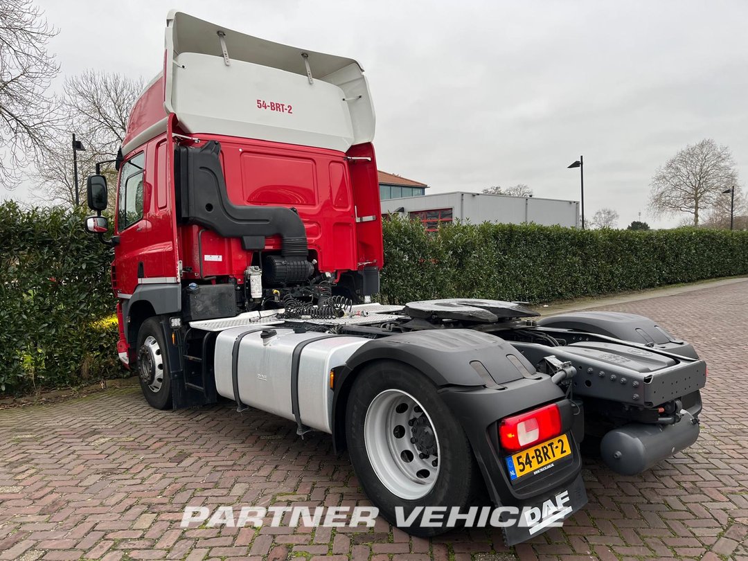 frontLeft : DAF CF 450 Tracteur routier