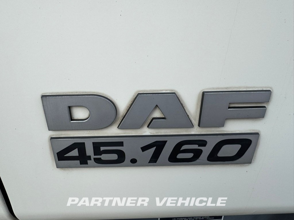 frontLeft : DAF LF45.160 Camion frigorific