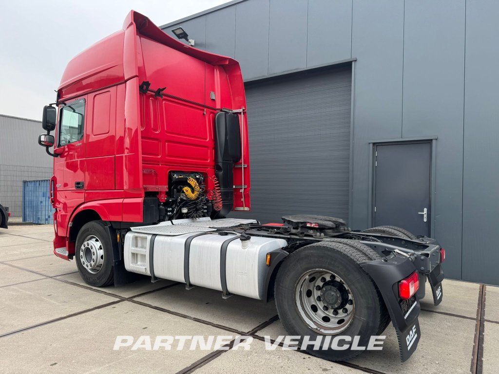 frontLeft : DAF XF 430 tegljač