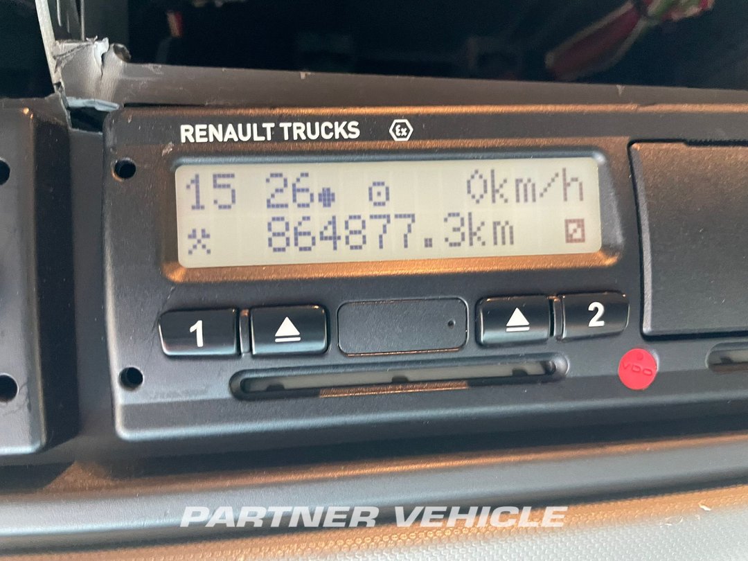 frontLeft : Renault T 460 Vetopöytäauto