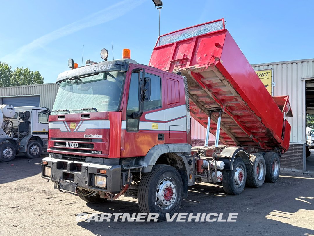 frontLeft : Iveco 340-E44H Camión Volquete