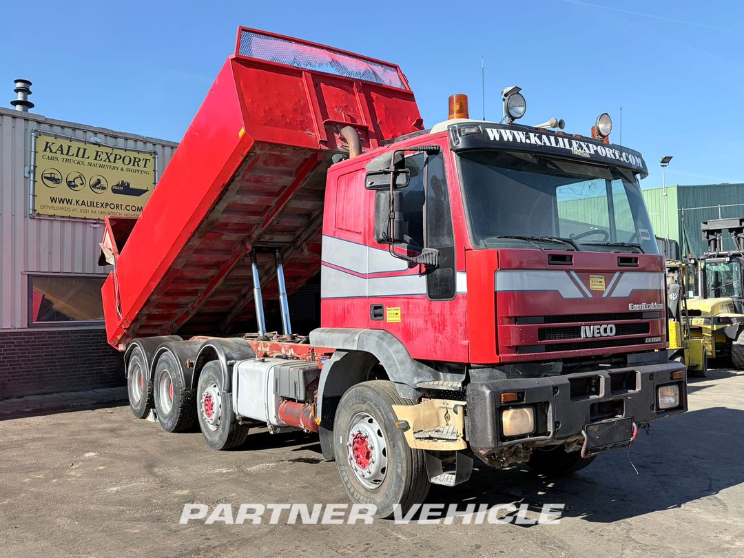 frontLeft : Iveco 340-E44H Camión Volquete
