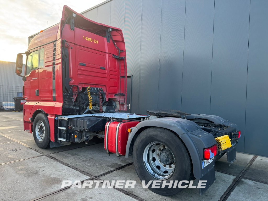 frontLeft : MAN TGX 18.460 tegljač