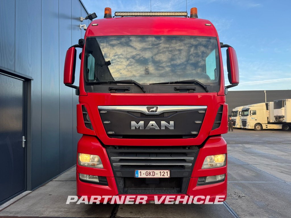 frontLeft : MAN TGX 18.460 tegljač