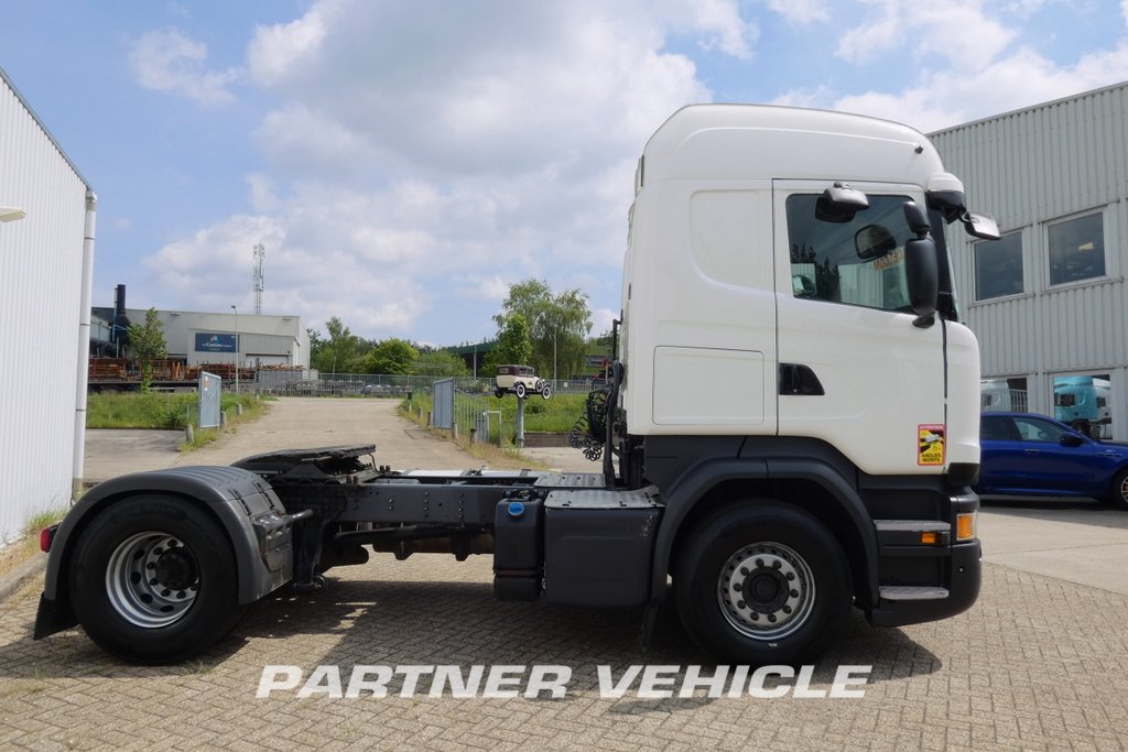 frontLeft : Scania R450 Trekker