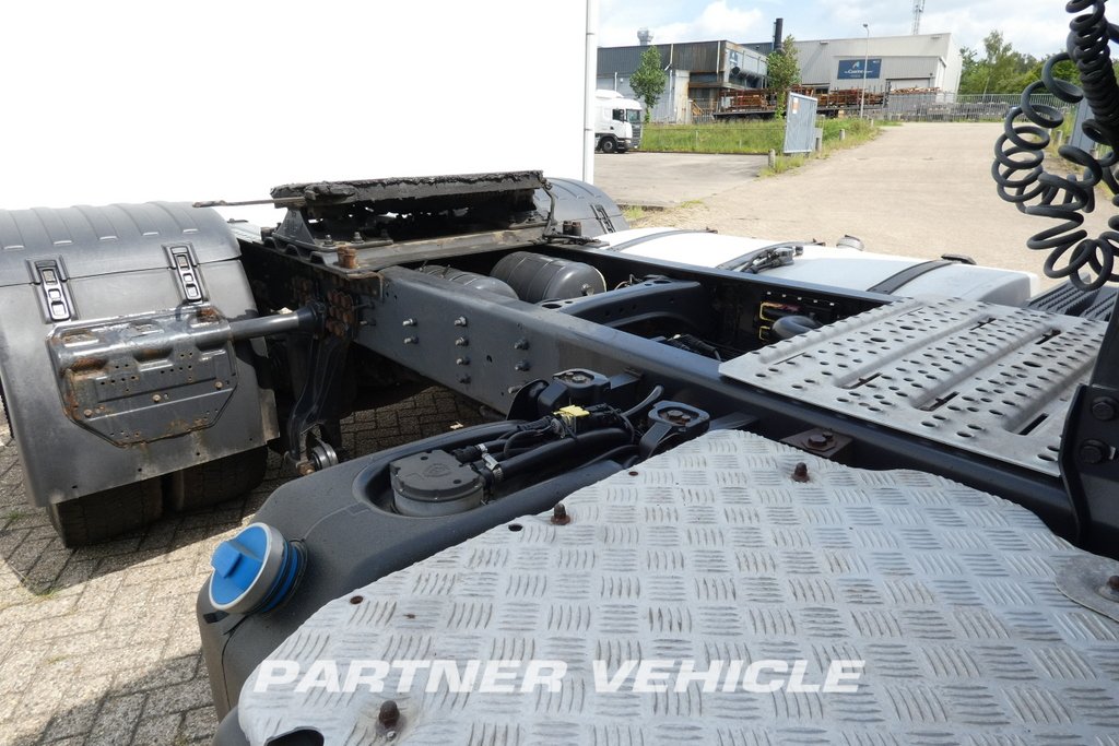 frontLeft : Scania R450 Trekker