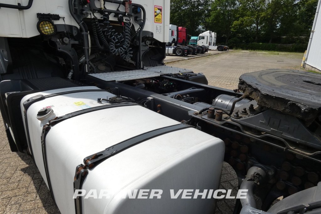 frontLeft : Scania R450 Trekker