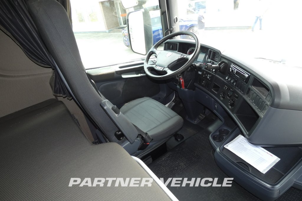 frontLeft : Scania R450 Trekker