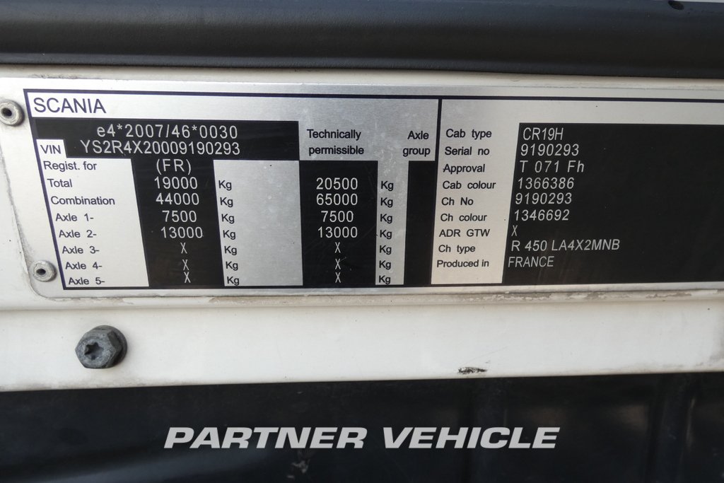 frontLeft : Scania R450 Trekker