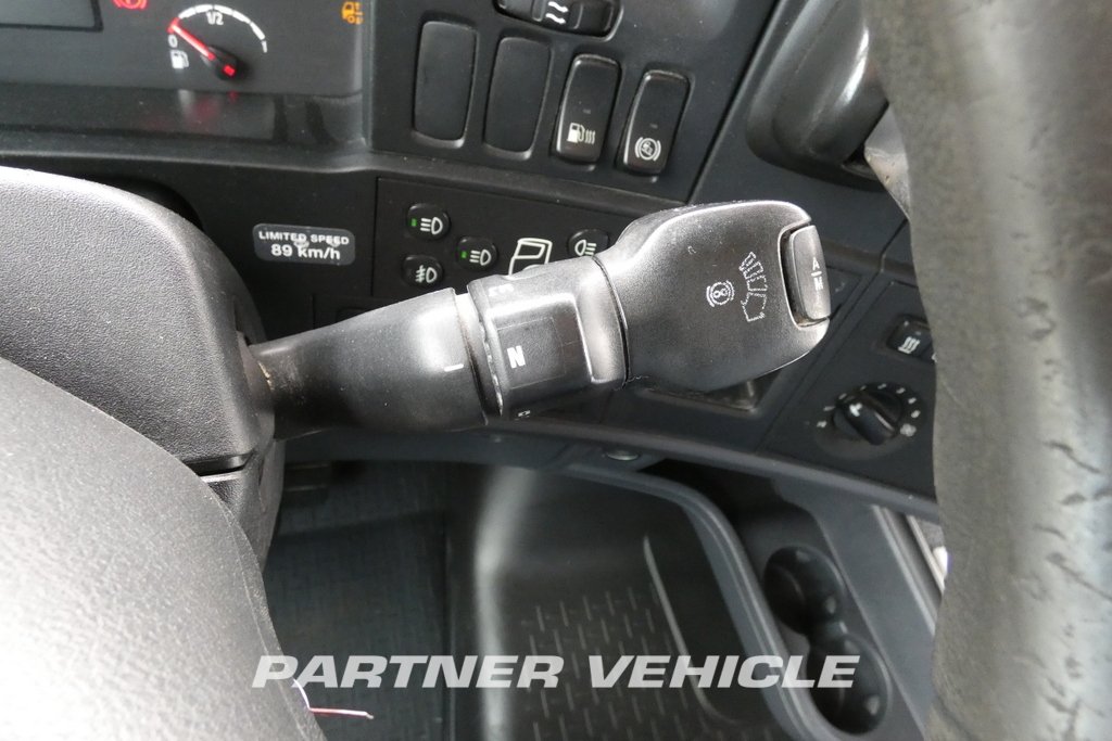 frontLeft : Scania R450 Trekker