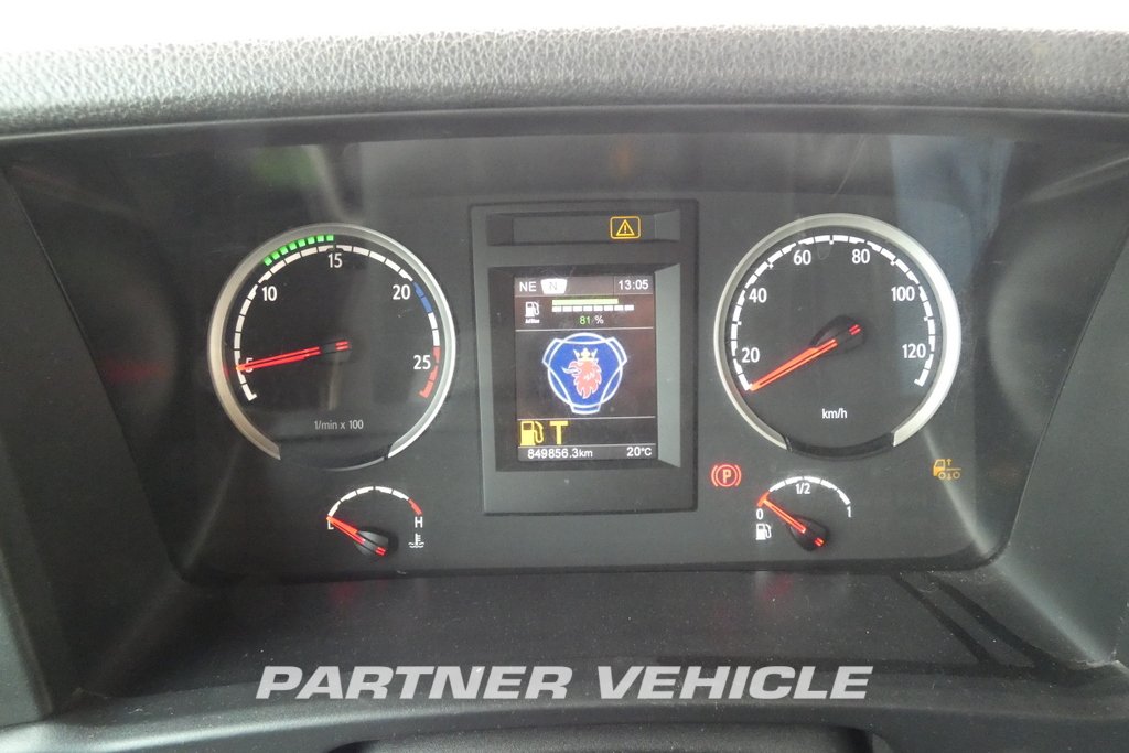 frontLeft : Scania R450 Trekker