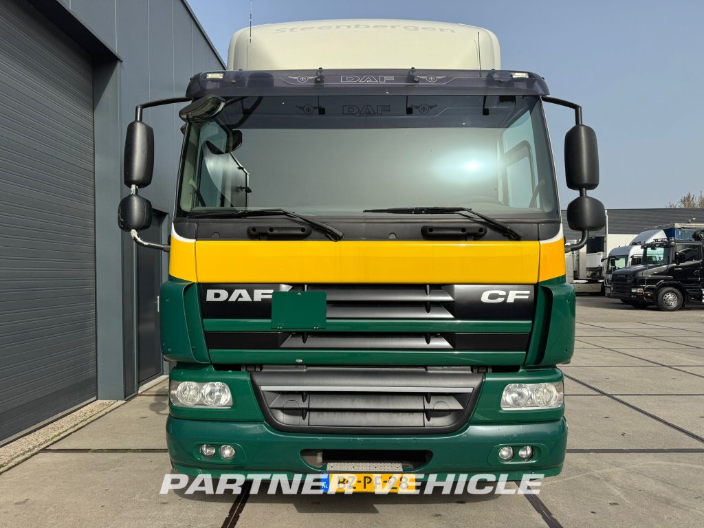 frontLeft : DAF CF65.220 kassevogn