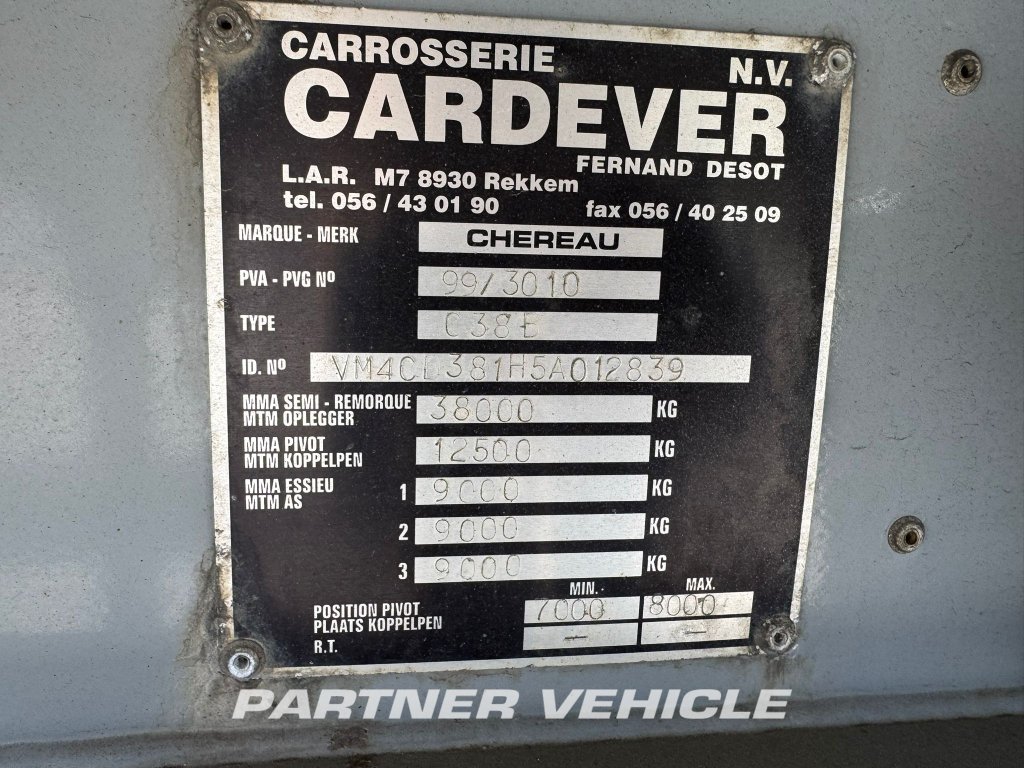 frontLeft : Chereau Carrier 1300 Chłodnia przyczepa