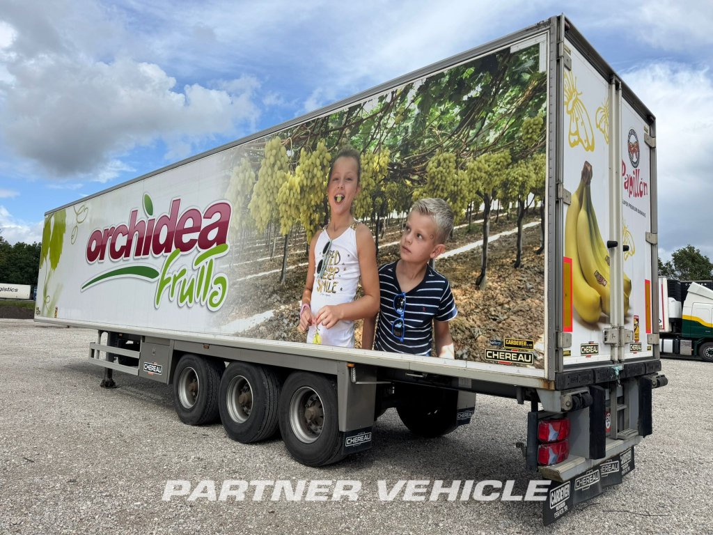 frontLeft : Chereau Carrier 1300 Chłodnia przyczepa
