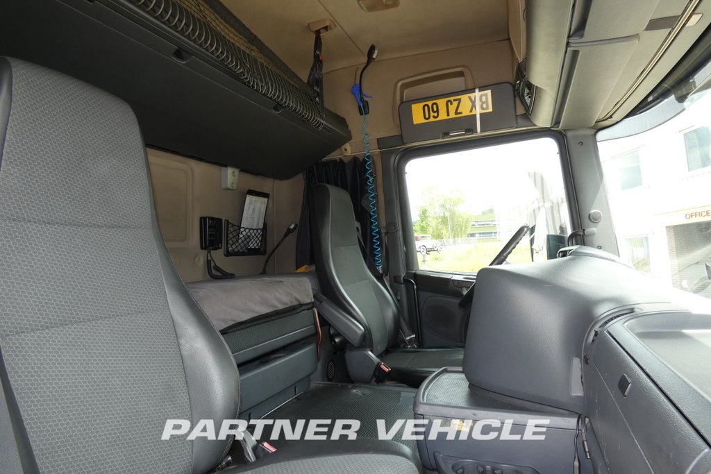 frontLeft : Scania G440 Trekkvogn