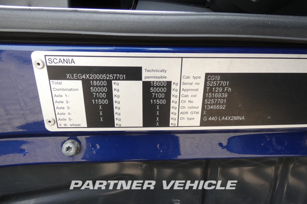 frontLeft : Scania G440 Trekkvogn