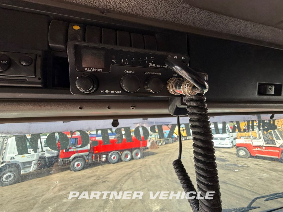 frontLeft : DAF XF105.510 شاحنة نقل الأخشاب