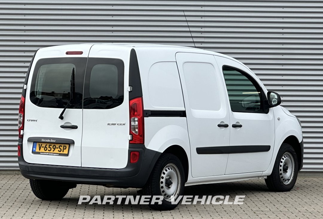 frontLeft : Mercedes Citan 75pk Duba închisă