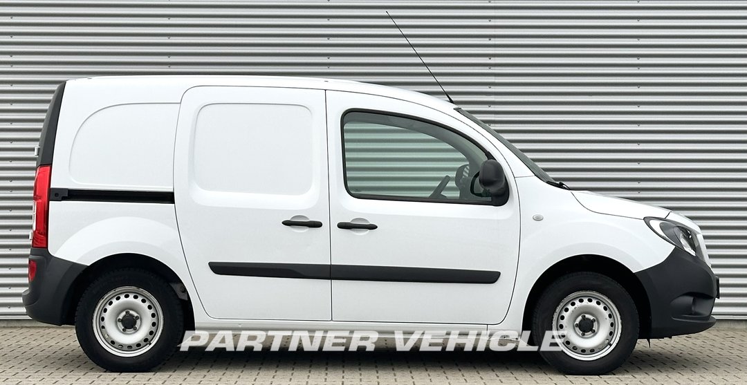 frontLeft : Mercedes Citan 75pk Duba închisă