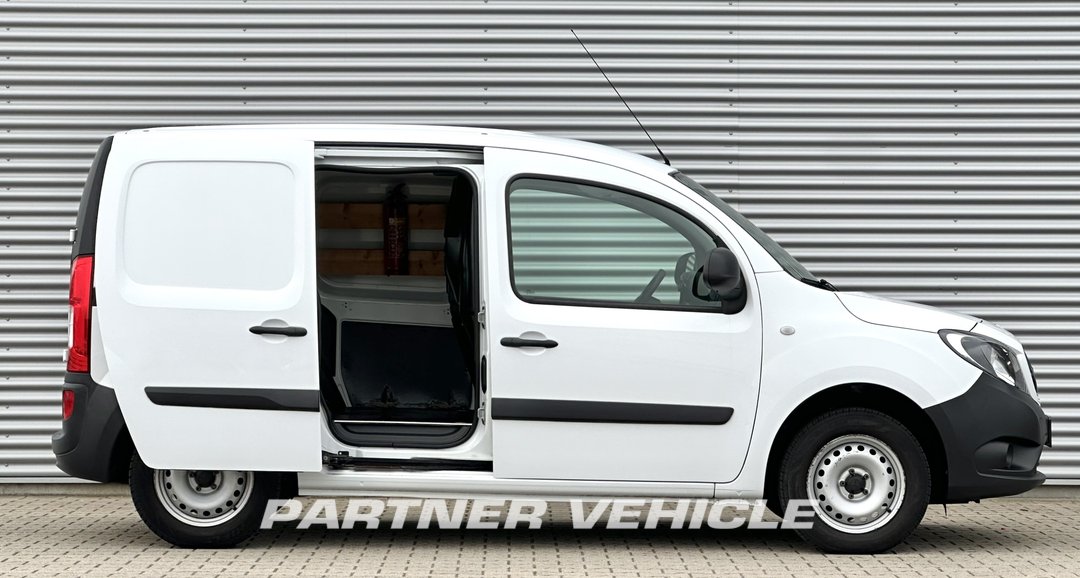 frontLeft : Mercedes Citan 75pk Duba închisă