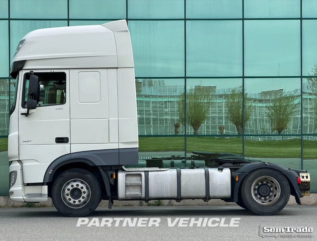 frontLeft : DAF XF 480 Trækker
