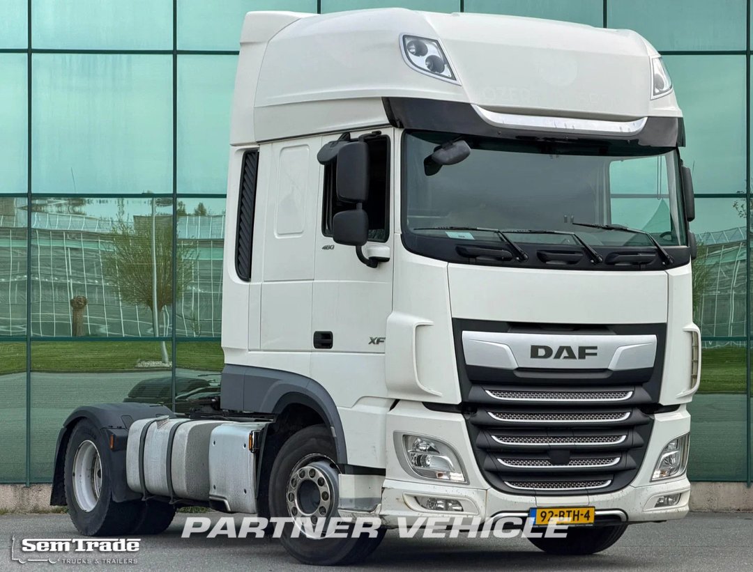 frontLeft : DAF XF 480 Trækker