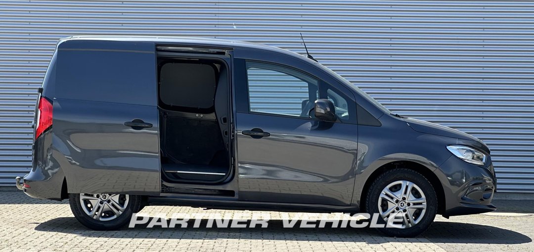 frontLeft : Mercedes Citan 112 CDI Fourgon utilitaire