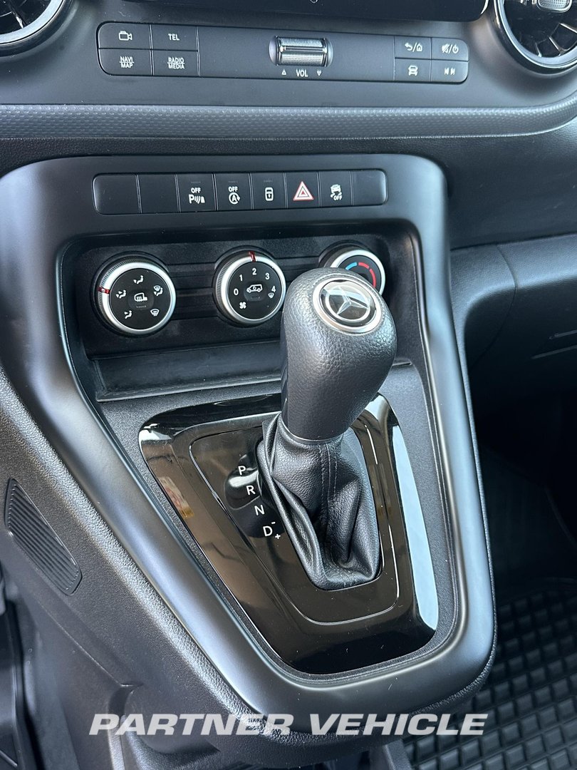 frontLeft : Mercedes Citan 112 CDI Fourgon utilitaire