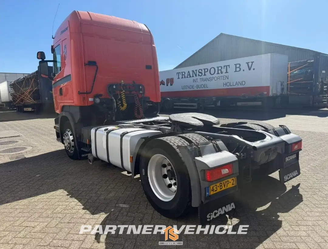 frontLeft : Scania R410 Trækker
