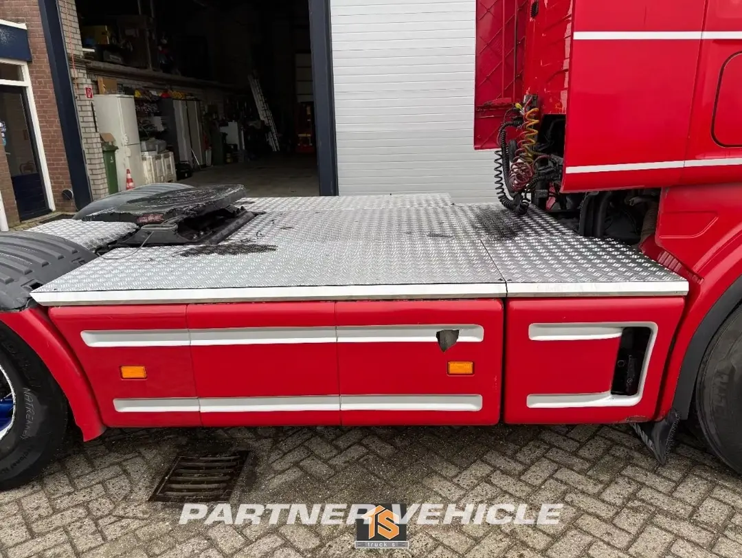 frontLeft : Scania R500 tegljač