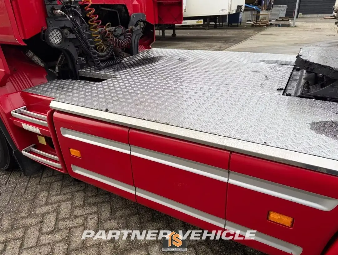 frontLeft : Scania R500 tegljač