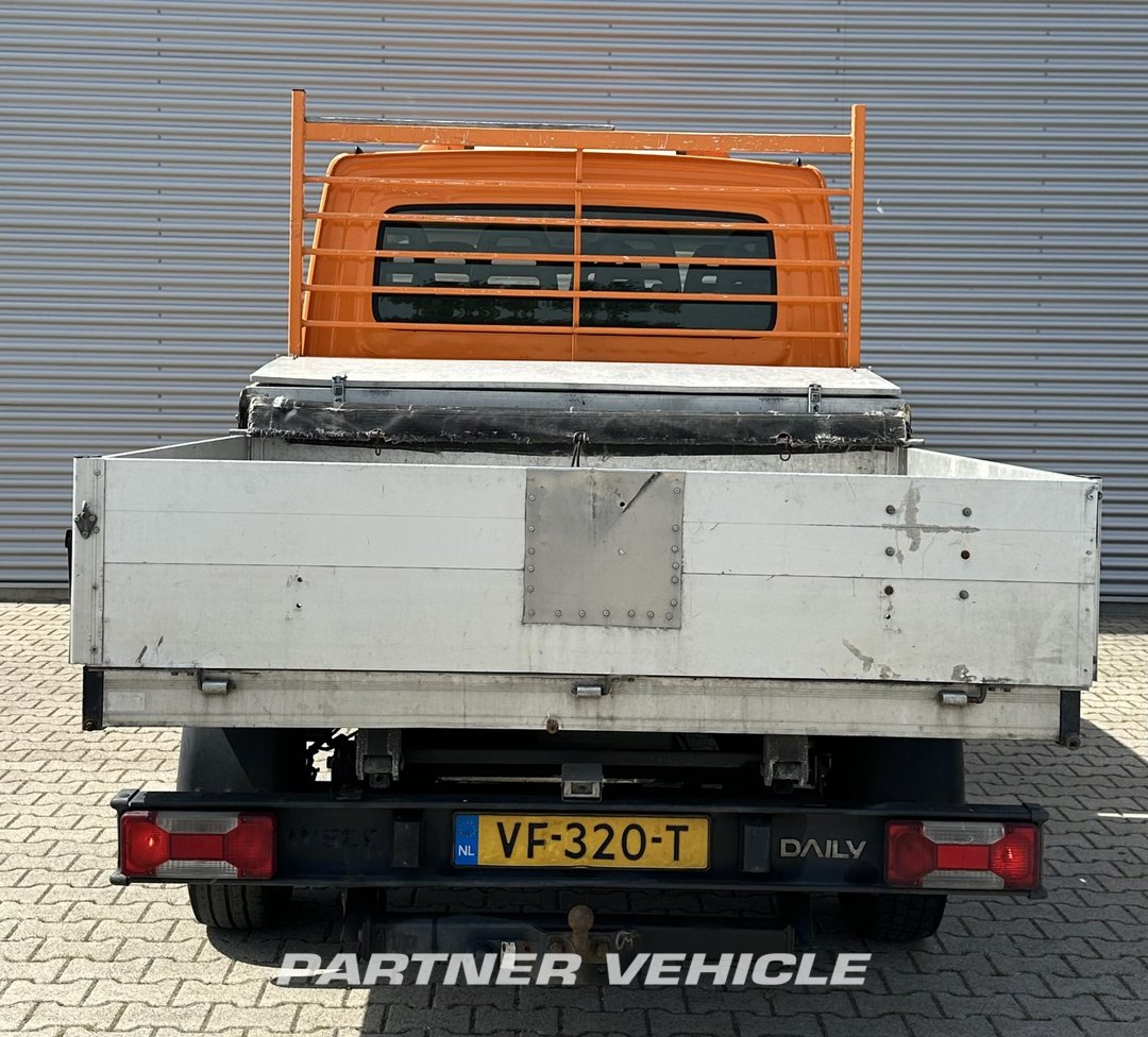 frontLeft : Iveco Daily 35S11 Kiper