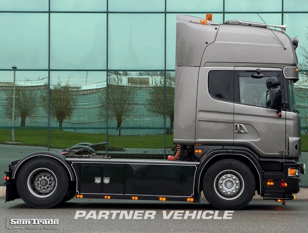 frontLeft : Scania R480 tegljač