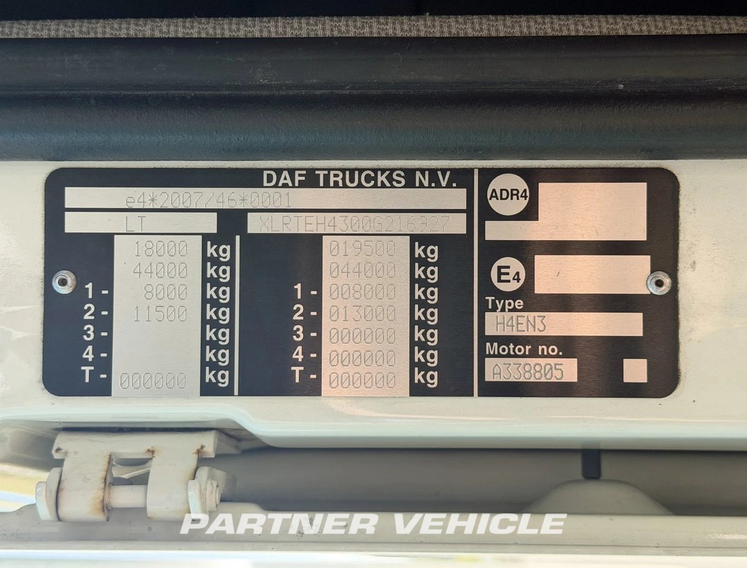 frontLeft : DAF XF 480 tegljač