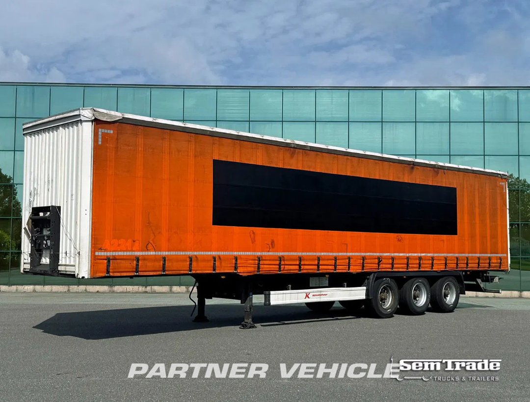 Kässbohrer  Schuifzeil aanhangwagen