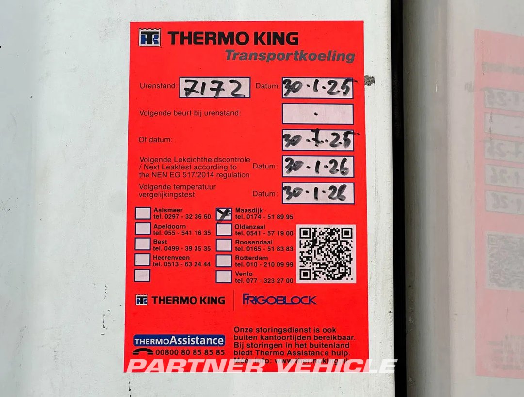 frontLeft : Kögel Thermo King SLXI Kyl kylan trailer