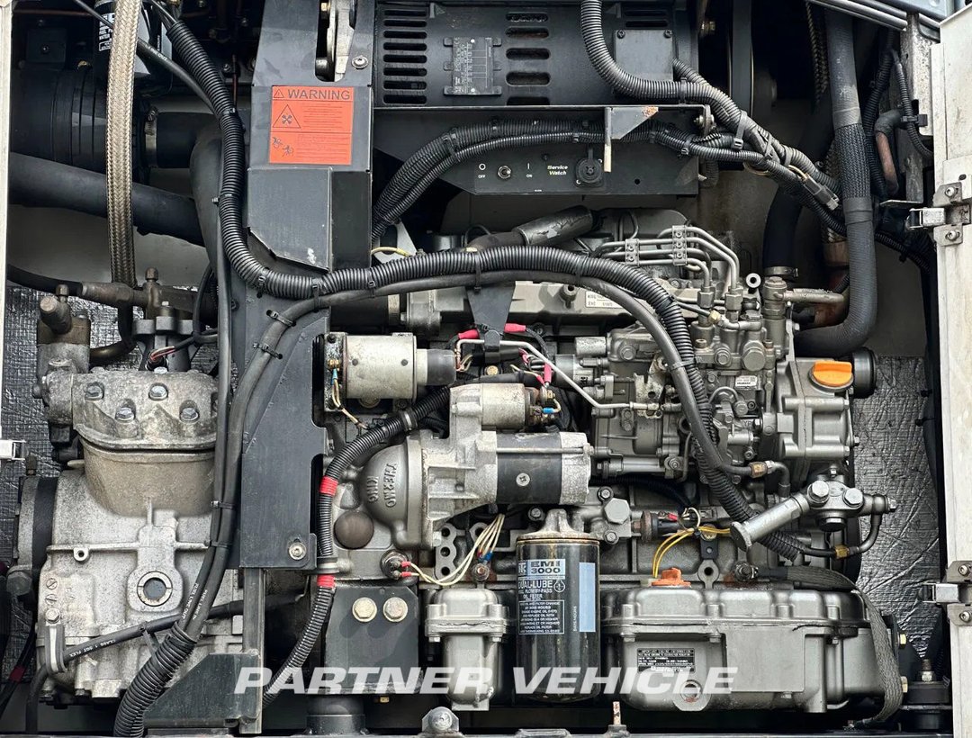 frontLeft : Kögel Thermo King SLXI Kyl kylan trailer