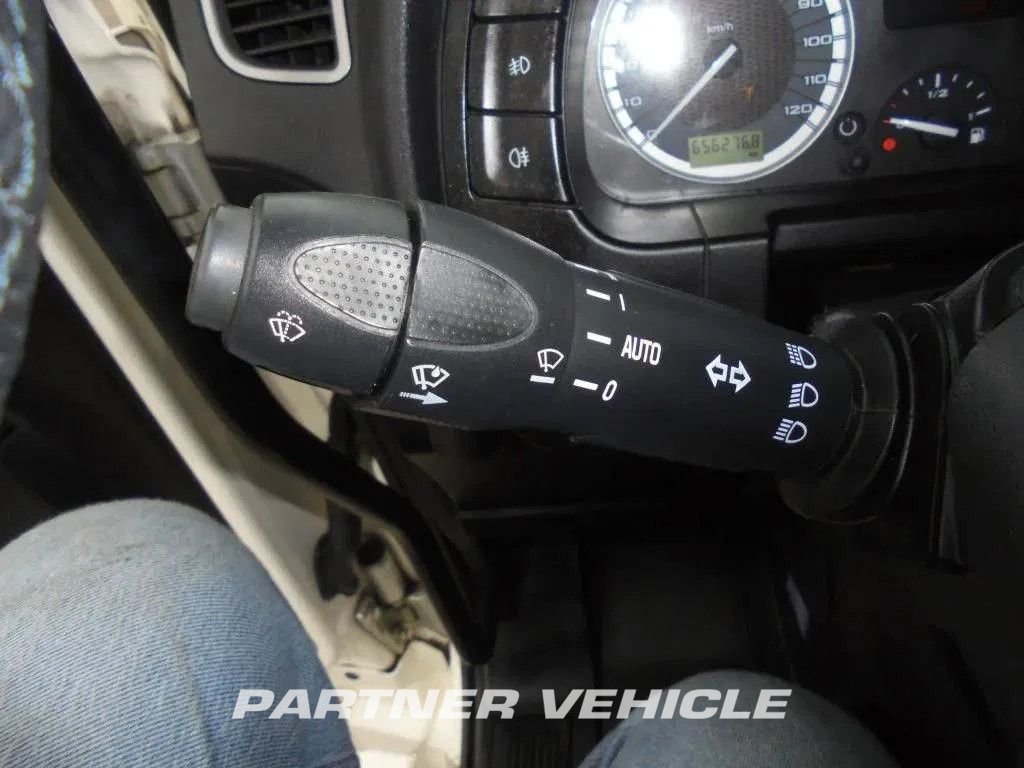 frontLeft : Iveco S-Way 460 Trekkvogn