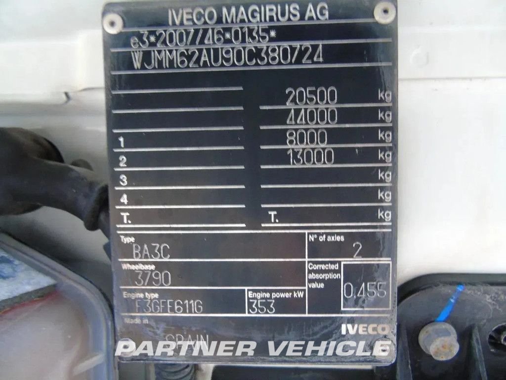 frontLeft : Iveco Stralis 480 Влекач