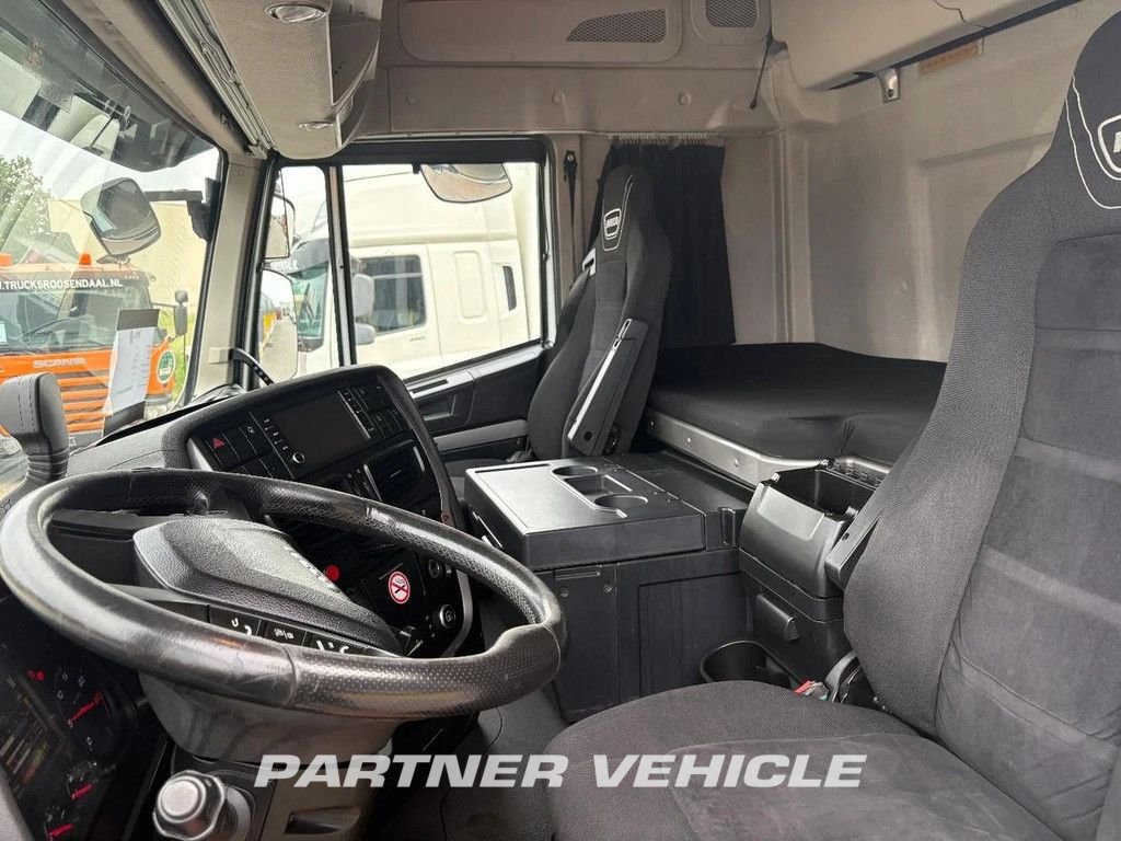 frontLeft : Iveco Stralis 420 Ciagniki siodłowe