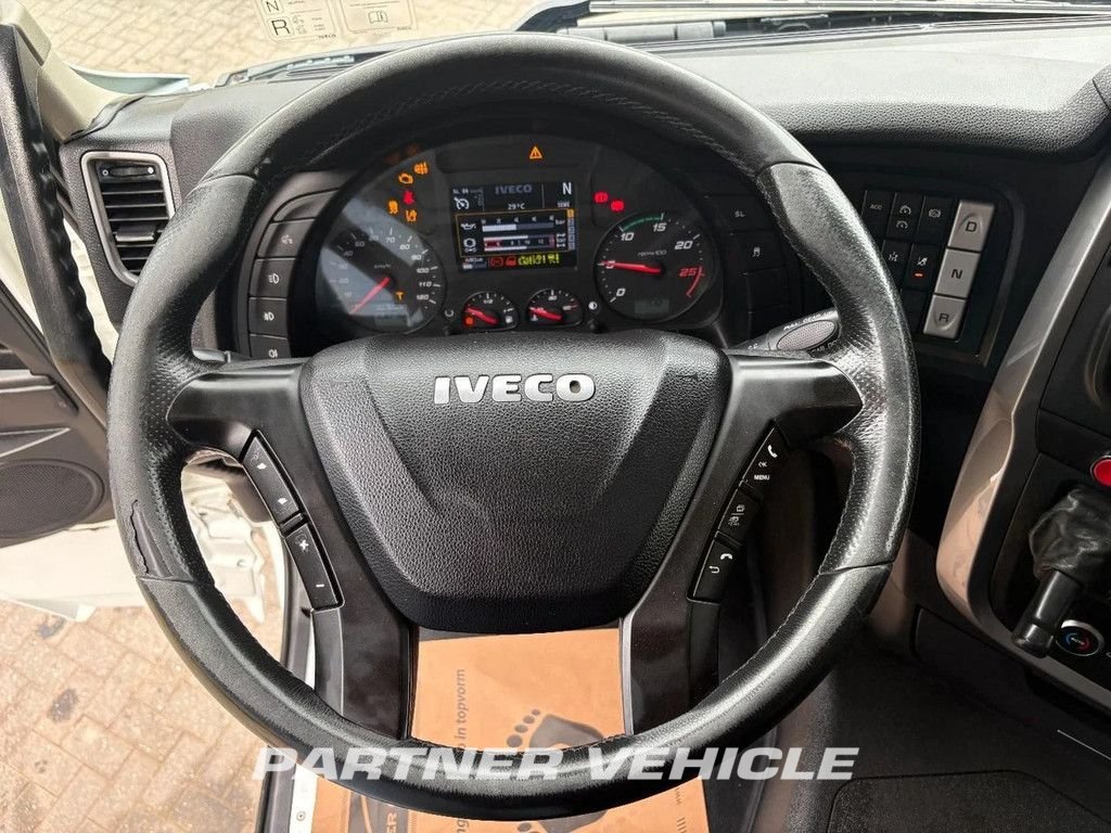 frontLeft : Iveco Stralis 420 Ciagniki siodłowe