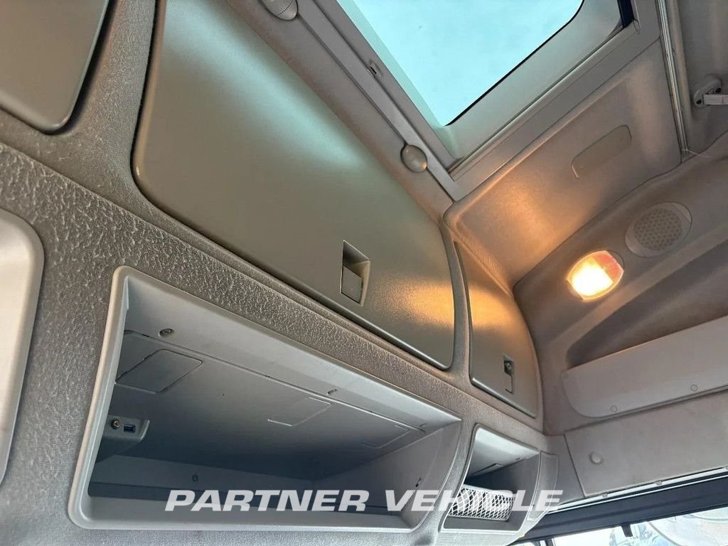 frontLeft : Iveco Stralis 420 Ciagniki siodłowe