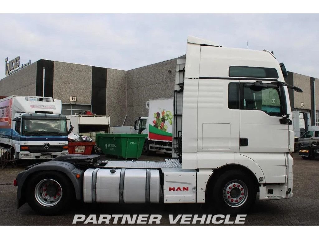 frontLeft : MAN TGX 18.440 وحدات الجر