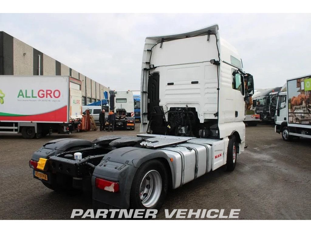 frontLeft : MAN TGX 18.440 وحدات الجر
