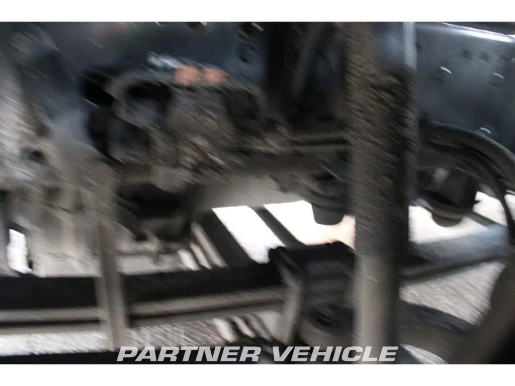 frontLeft : MAN TGX 18.440 وحدات الجر
