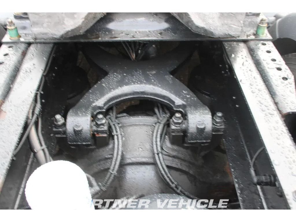 frontLeft : MAN TGX 18.440 وحدات الجر
