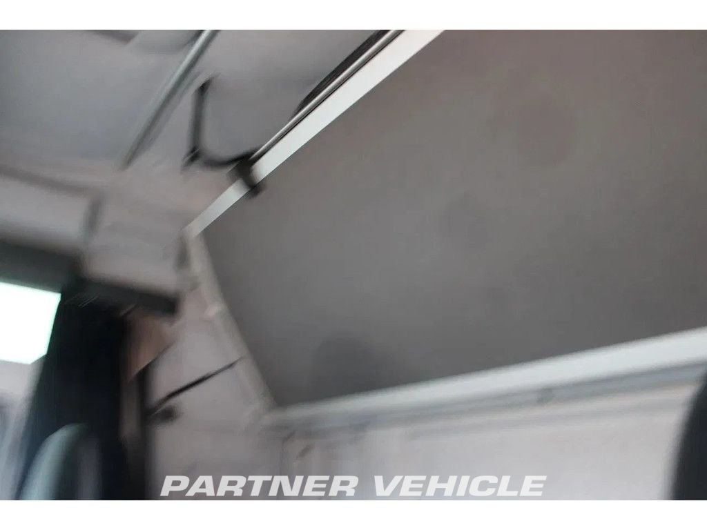 frontLeft : MAN TGX 18.440 وحدات الجر